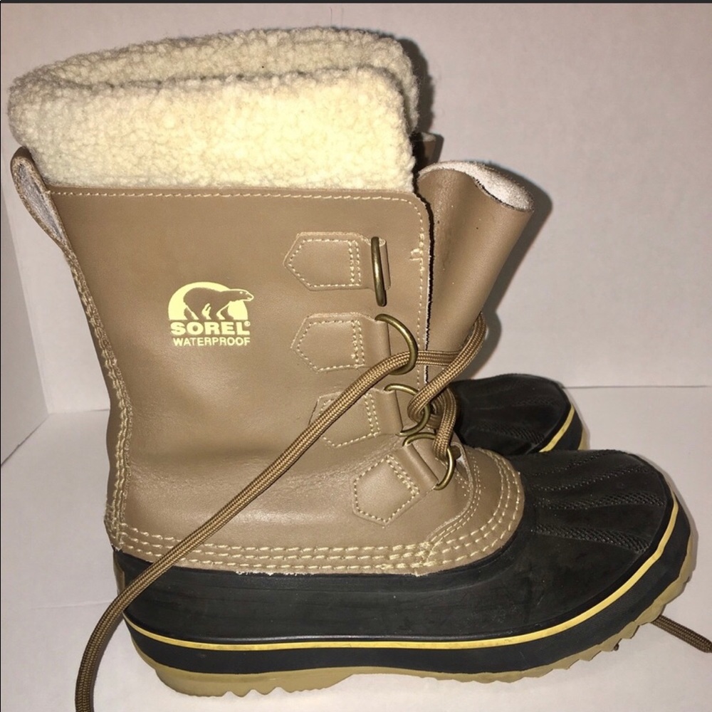 Sorel size 6 women’s boots